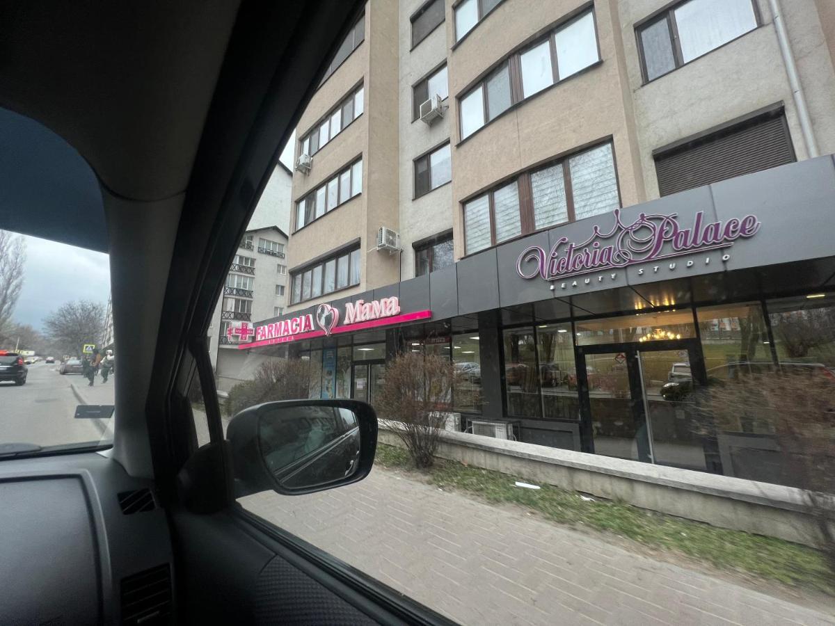 English Breakfast Chisinau Exterior foto